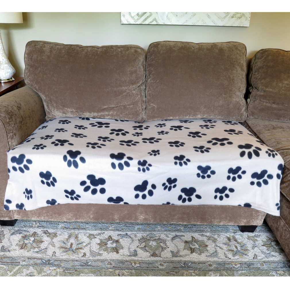 Evelots Large Fleece Pet Blanket 60 x 40 Inches, For Cats & Dogs, Ass't