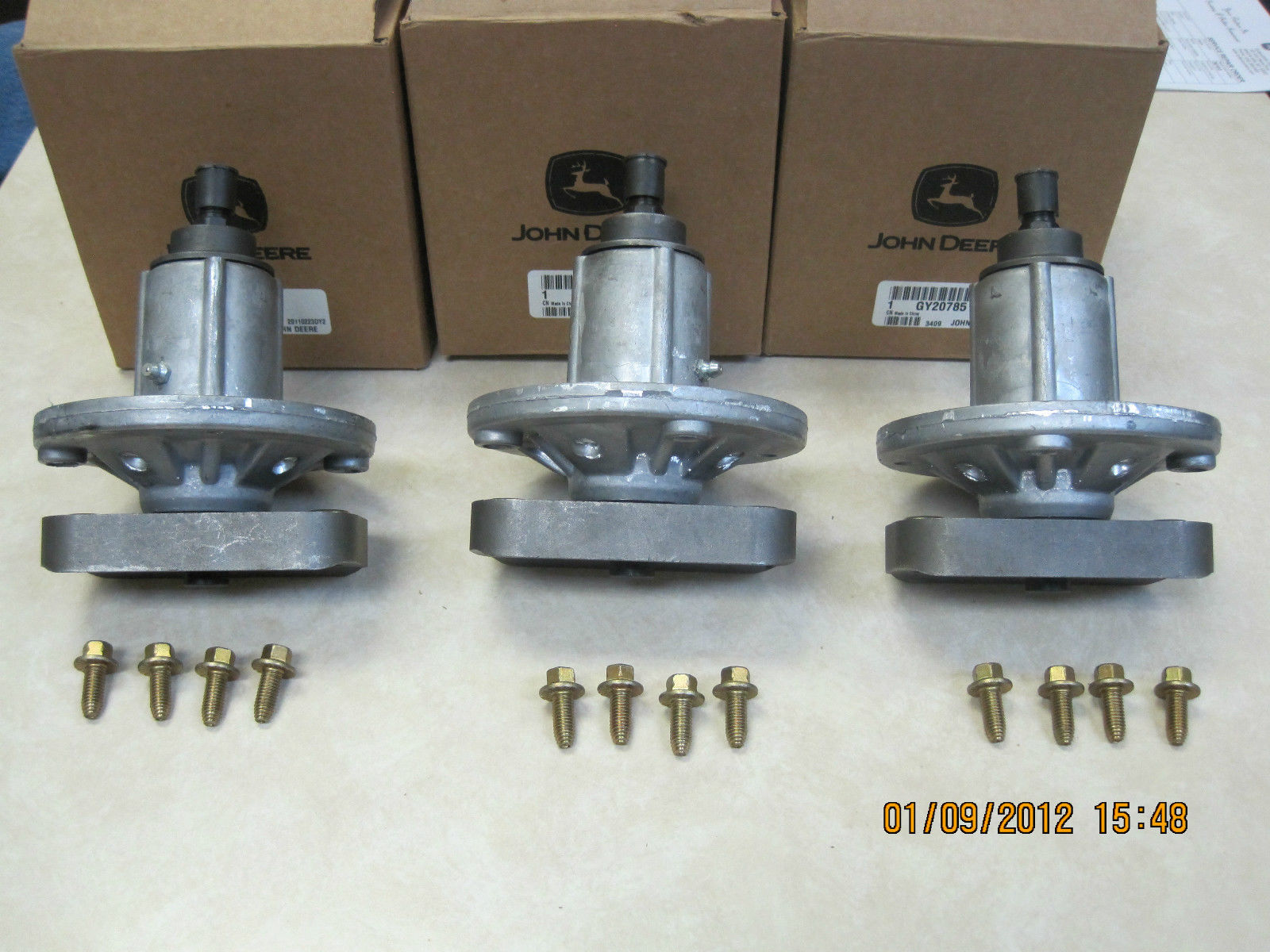 Set of 3 Original John Deere Spindles GY20785 Fits L120 L130 Models eBay
