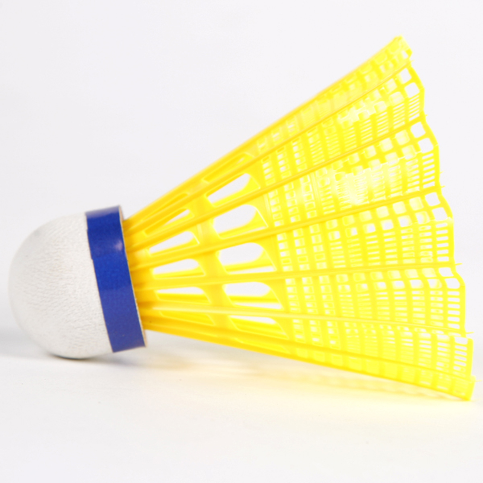 6 M1 MANTIS Premium Synthetic Badminton Shuttlecocks Shuttles 2 Colours