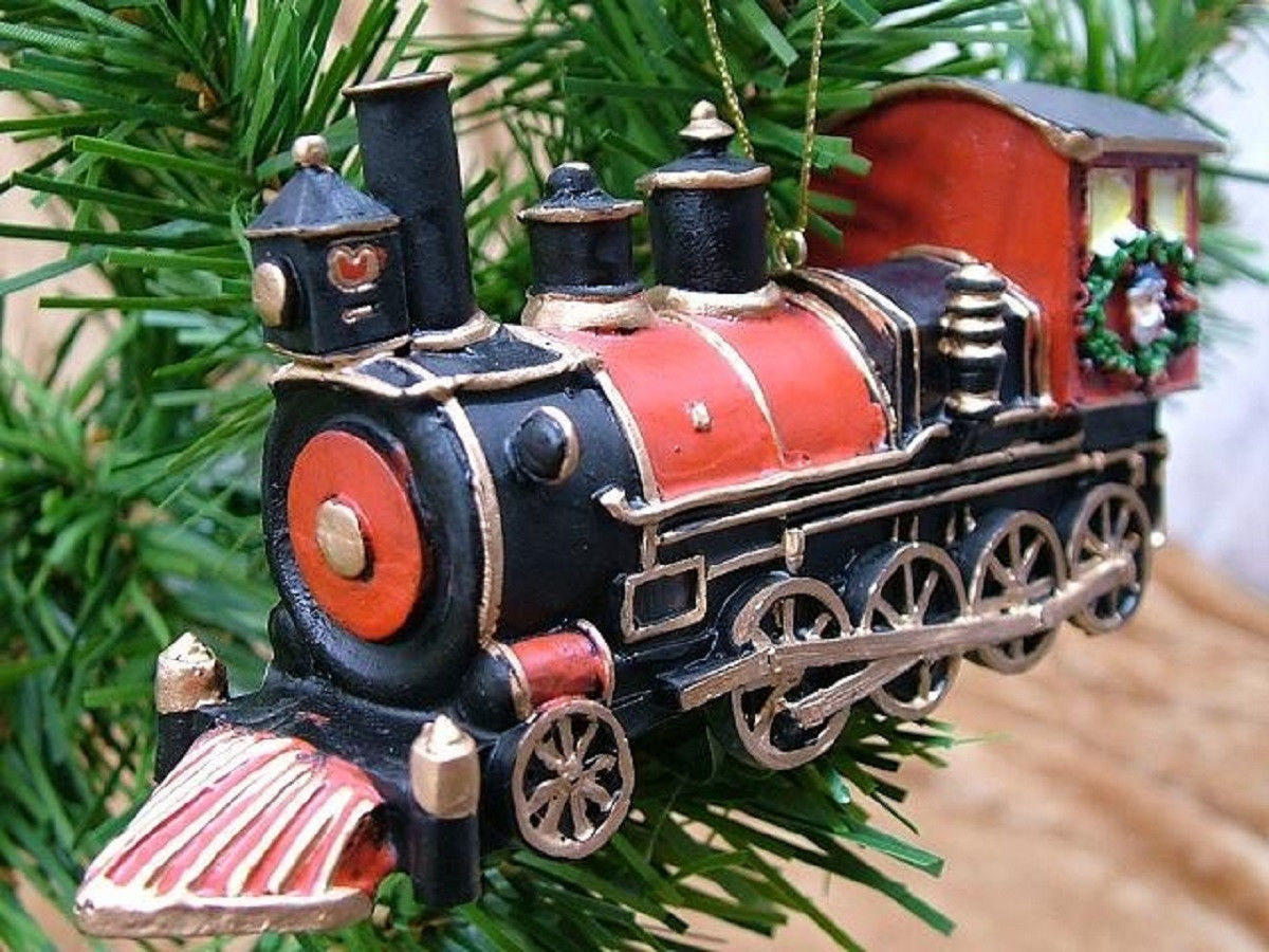 New Christmas Steam Engine Train Ornament