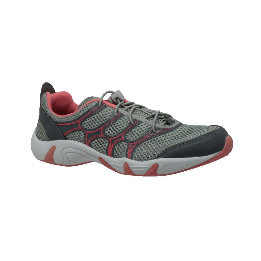 vans store mapleview