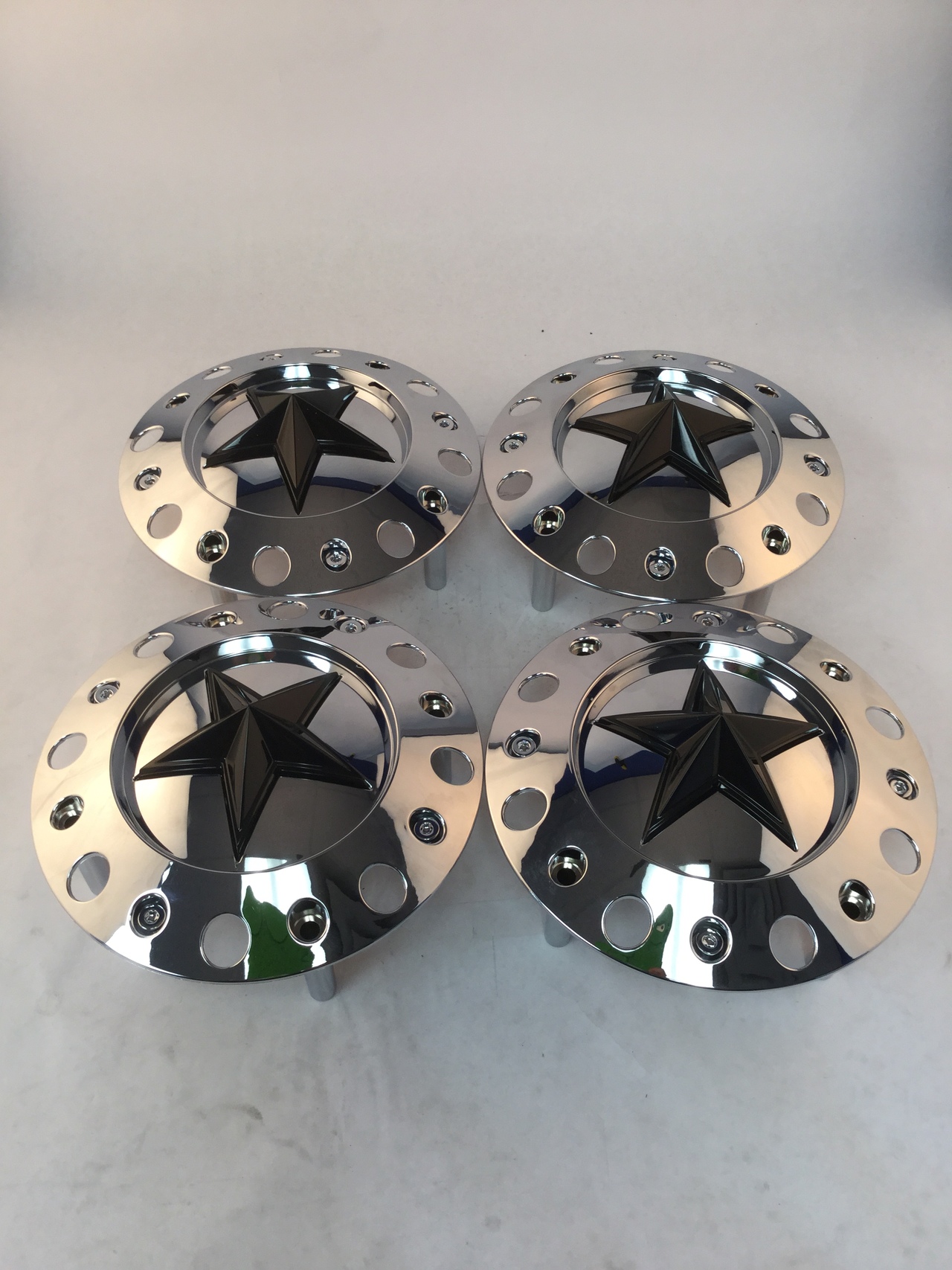 Set 4 1000775 KMC XD Series Rockstar 775 Chrome Center Caps Black Star
