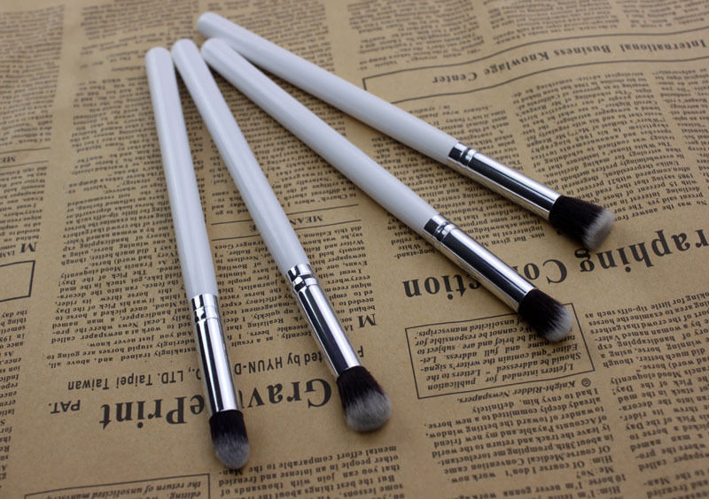 4PCS Professional Eye Shadow Eyeshadow Blending Brush Set Makeup Cosmetic - Picture 13 of 13