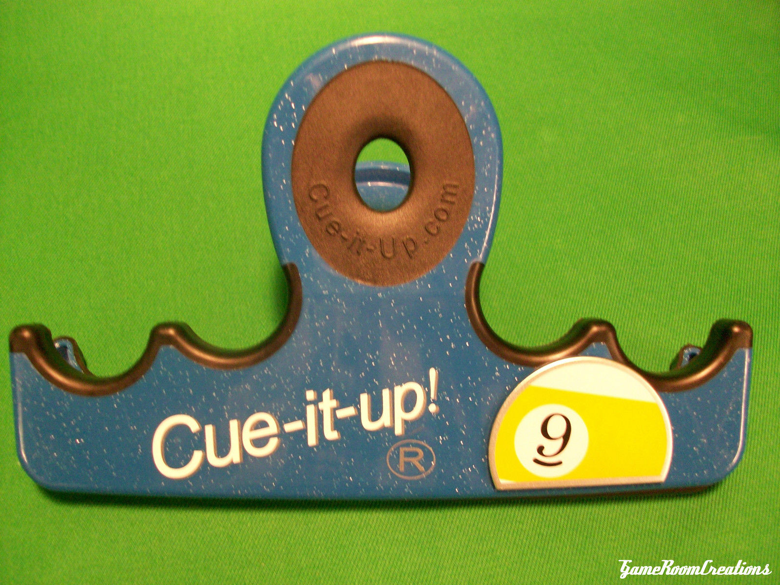 New Improved CueItUp Cue Clip Caddy Pool Cue Holder Holds 4 Cues