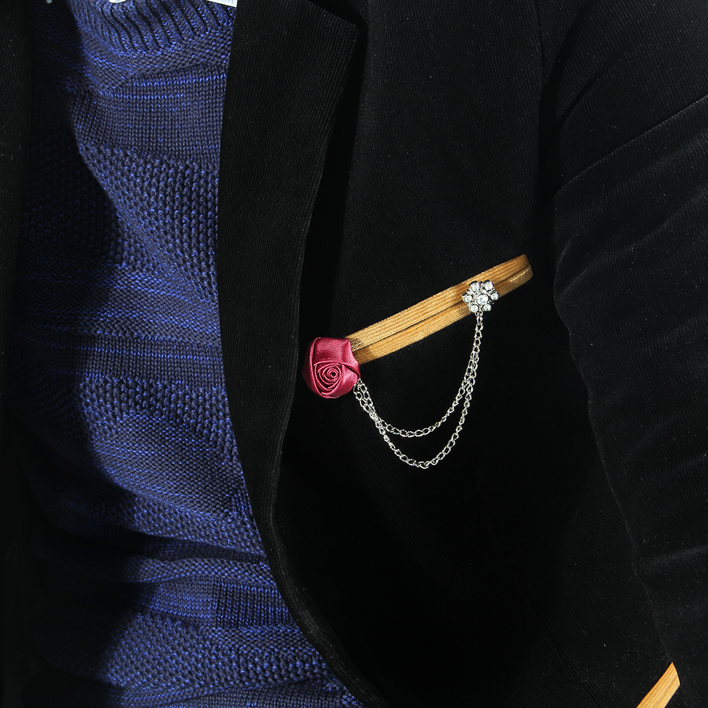 chain with suit and tie