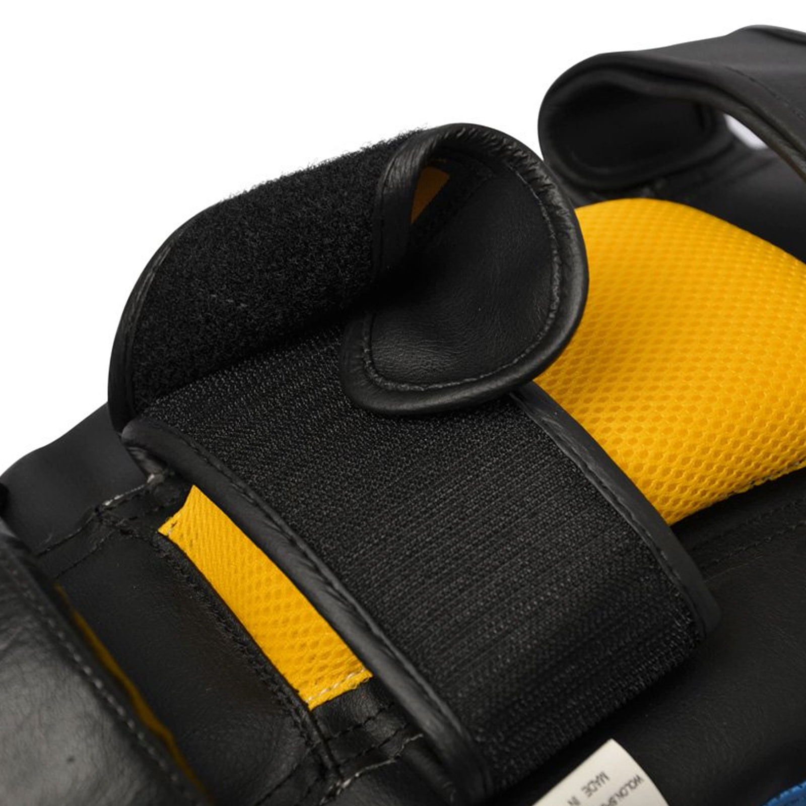 Thai Kick Boxing Punching Pad Curved Punch Shield Mitt MMA Target Focus