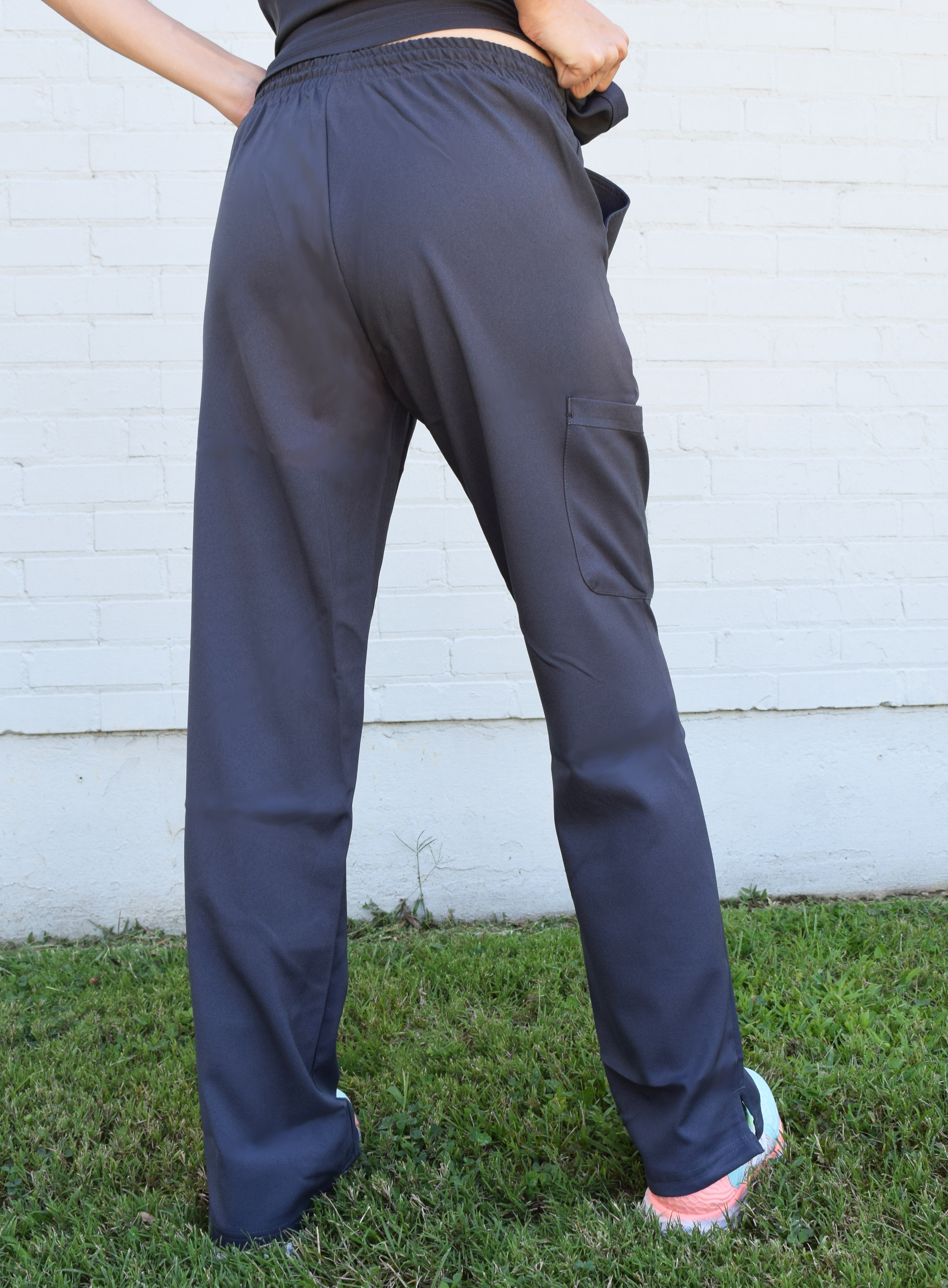 Soulful Scrubs Women/'s 9178 Full Elastic//Drawstring 3 Pocket Cargo Scrub Pant