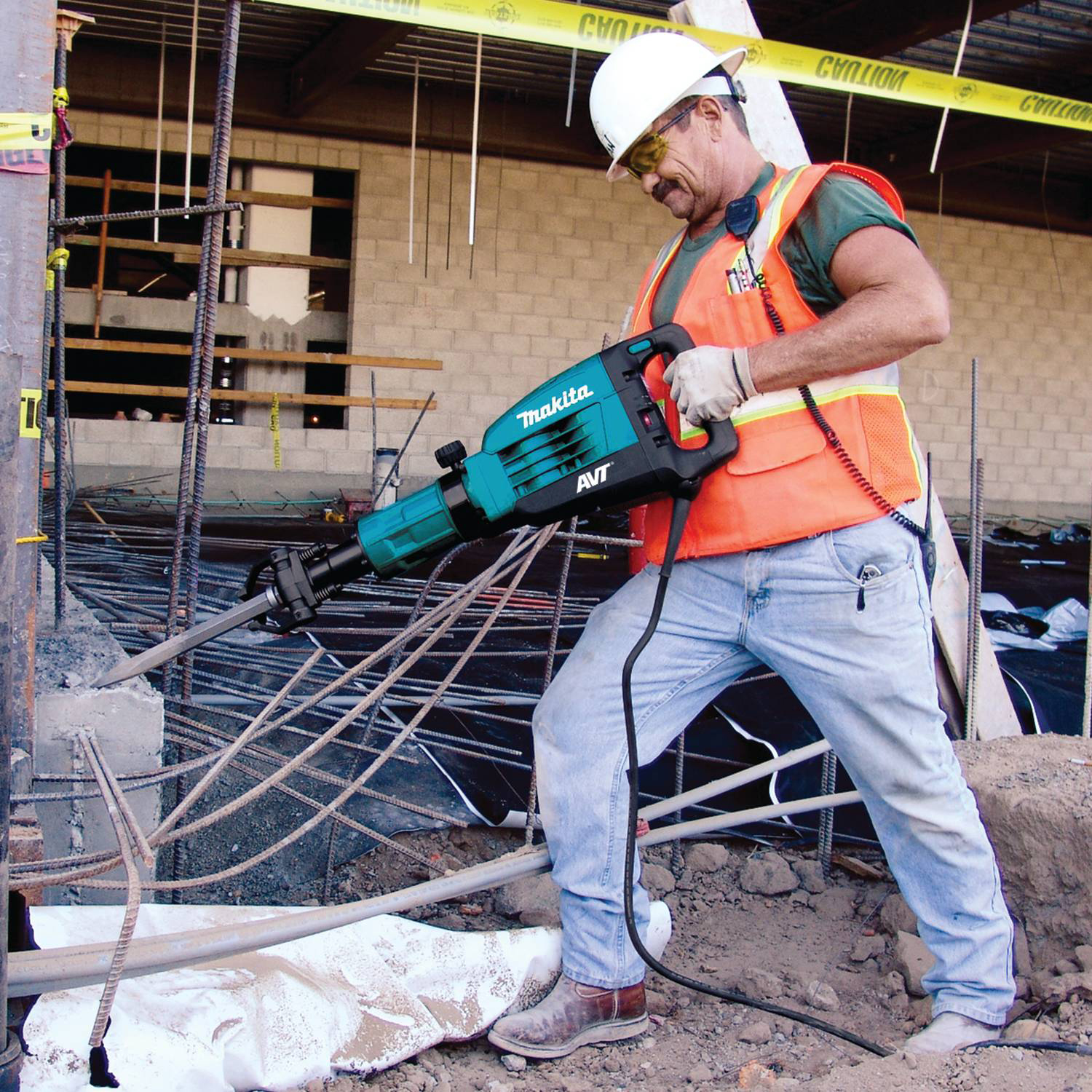 Makita HM1317CB 42Pound Breaker Hammer with AntiVibration Technology