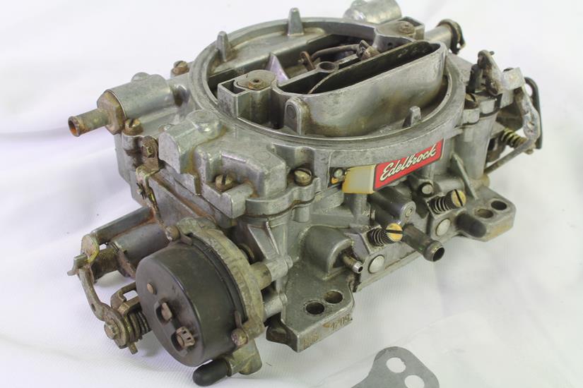 Edelbrock 1406 Performer 600 CFM Square 4Barrel Valve Electric Choke