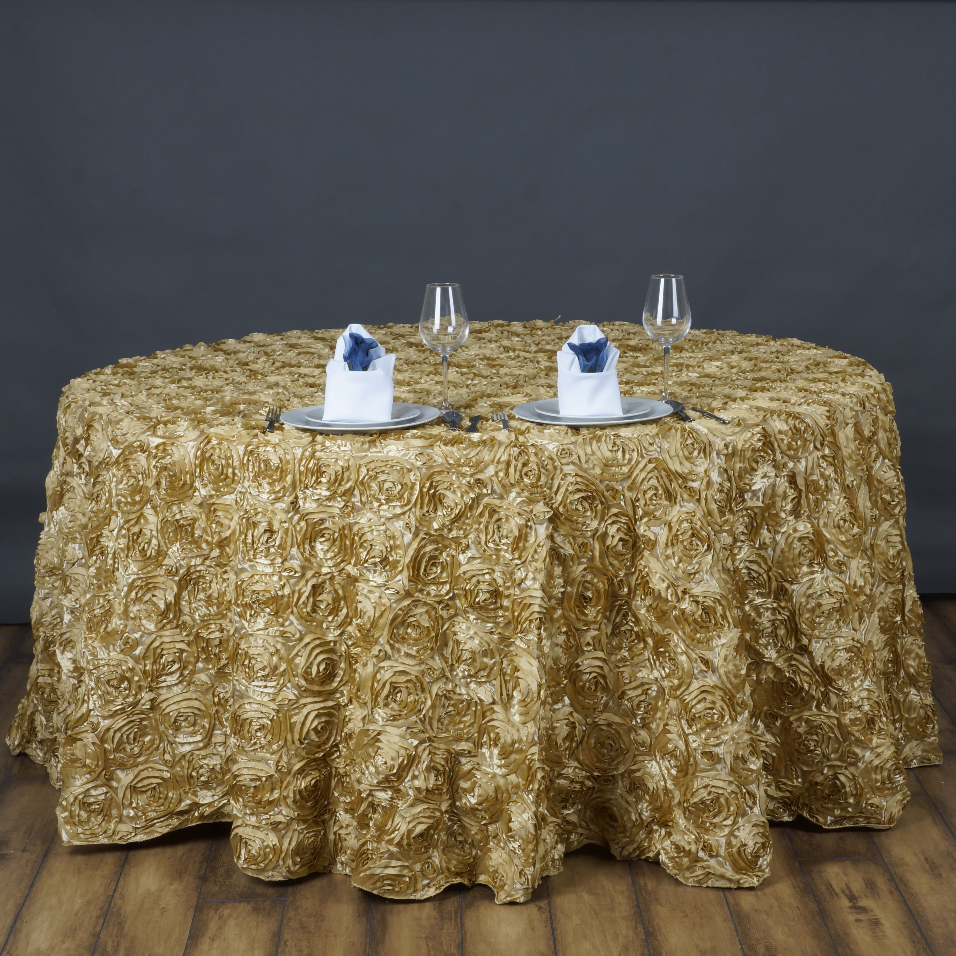 Rosette/ Rose Pattern Round Tablecloth