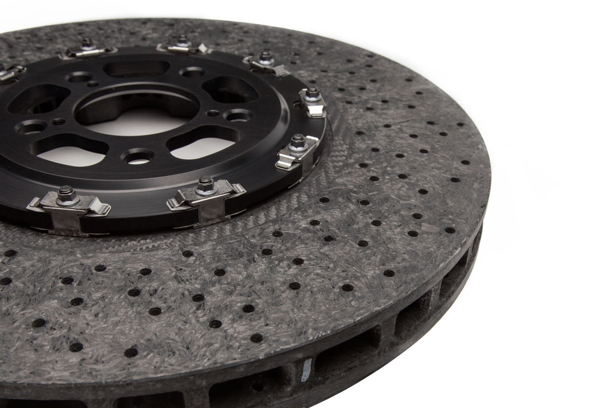 Titan Motorsports Carbon Ceramic Brake Kit for Nissan GTR R35 20072016