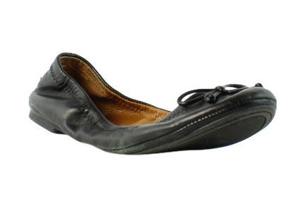 Lucky Women/'s Eadda Ballet Flat