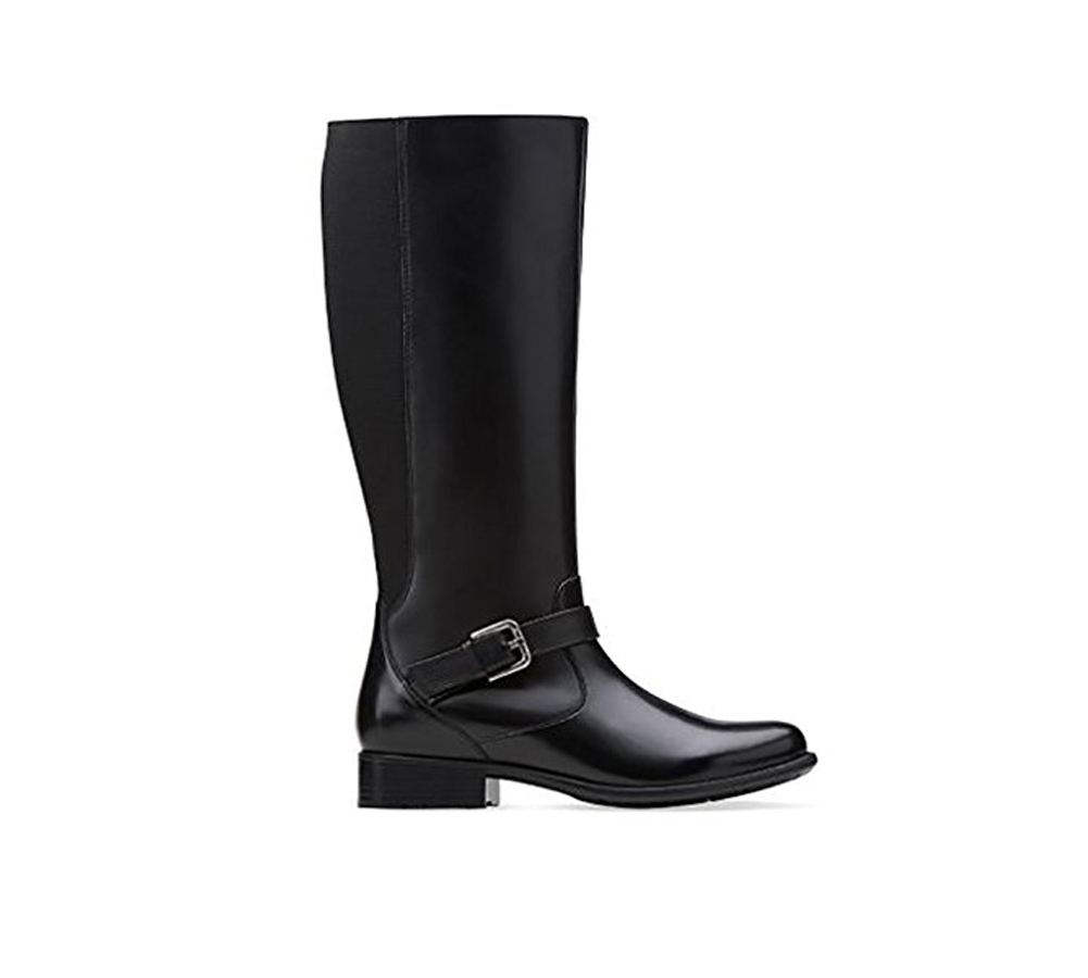 Clarks Women's Plaza Pug Boots - Brown | Discount Clarks Ladies Boots & More - Shoolu.com