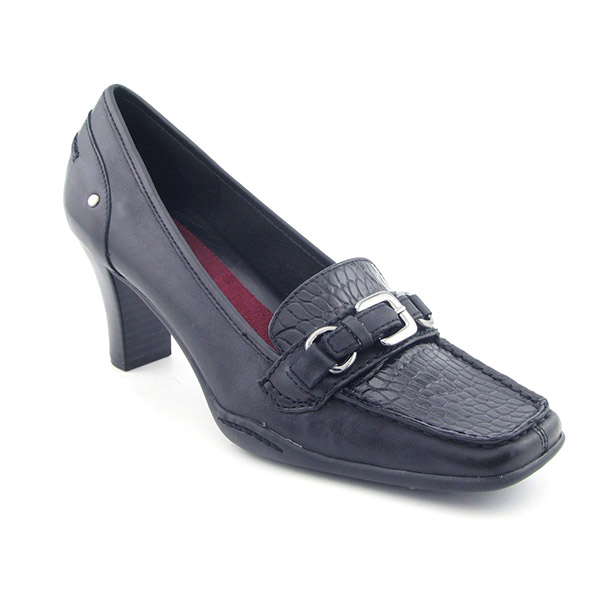 AEROSOLES Cinchible Pumps Black