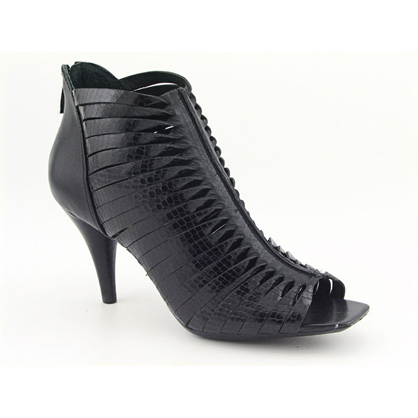 ARTURO CHIANG Dean Ankle Boots Black