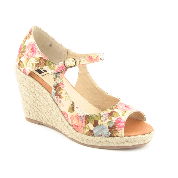 BC FOOTWEAR Hammock Wedges Beige