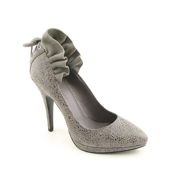 BCBGENERATION Micah Pumps Gray