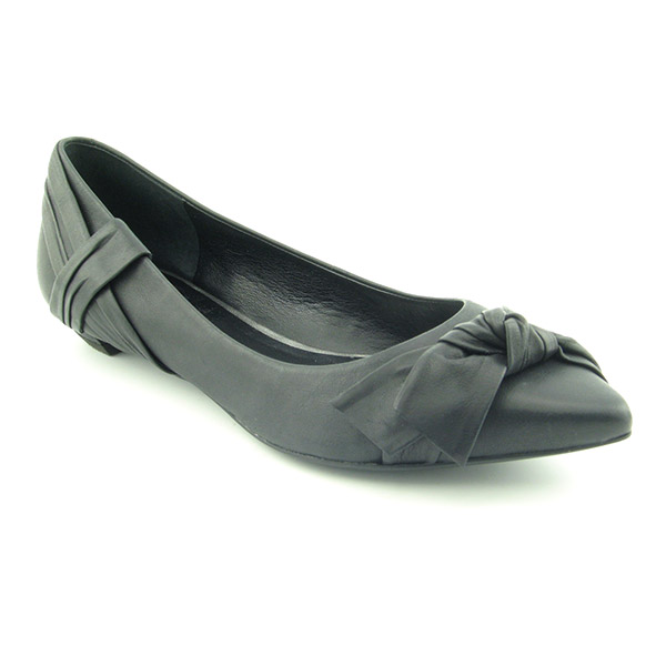 BCBGIRLS Sole Flats Black