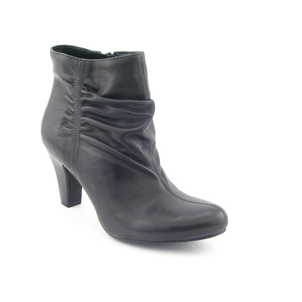 BCBGENERATION Crest Ankle Boots Black