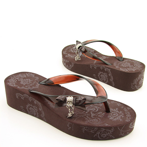 BCBGIRLS Fondale Flip Flops Brown