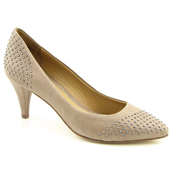 BOUTIQUE 9 Deanna Heels Beige