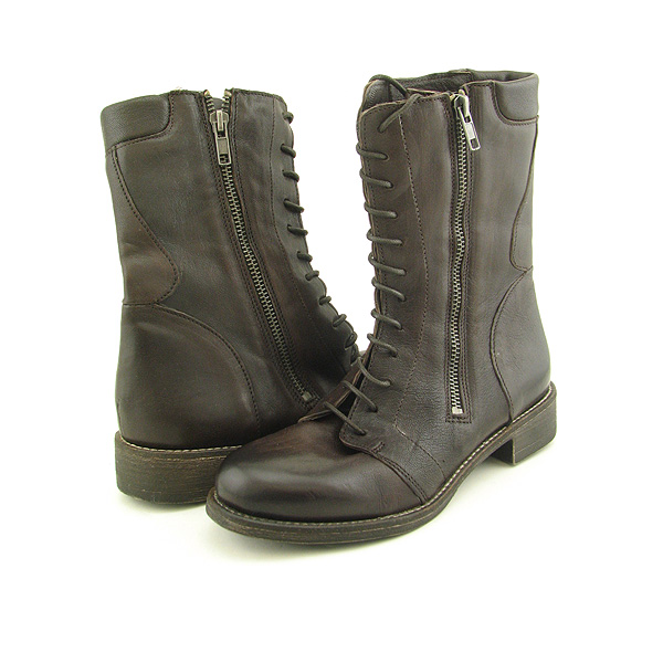 BOUTIQUE 9 Caminar Boots Brown