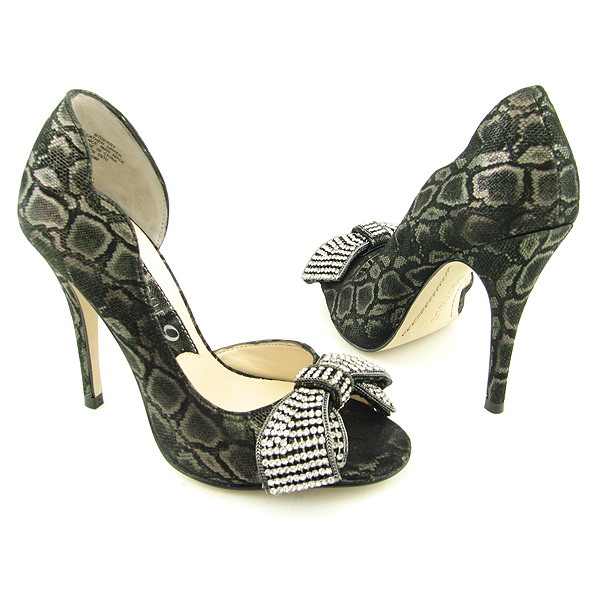 BOUTIQUE 9 Derry Heels Black
