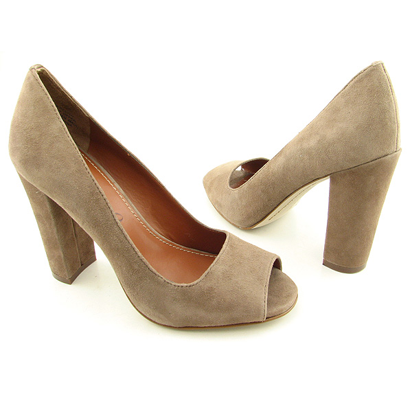 BOUTIQUE 9 Meredith Pumps Gray