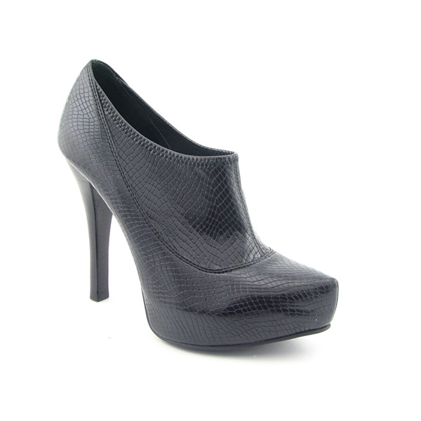CARLOS SANTANA Chase Platforms Pumps Black