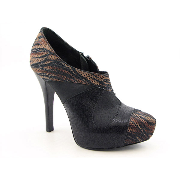 CARLOS SANTANA Chula Ankle Boots Black