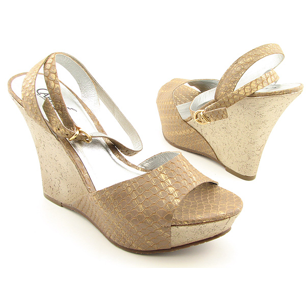 CARLOS SANTANA Radiate Platform Wedges Gold