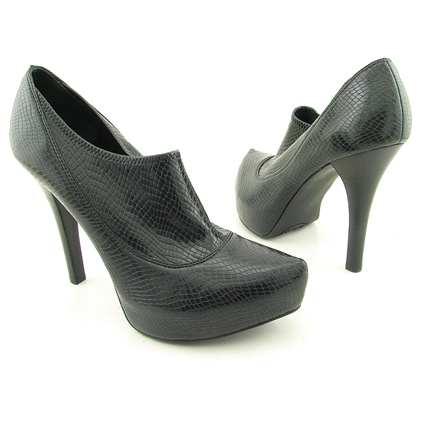 CARLOS SANTANA Chase Ankle Boots Black