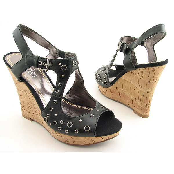 CHARLES DAVID Greeting Sandals Black