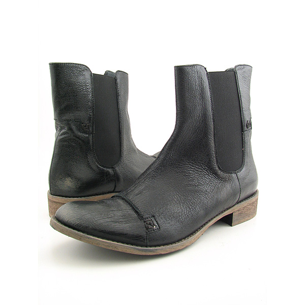 CHARLES DAVID Rebel Ankle Boots Black