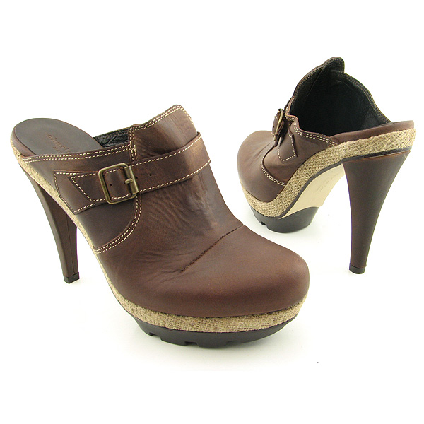 CHARLES DAVID Ramble Clogs Mules Shoes Brown Womens
