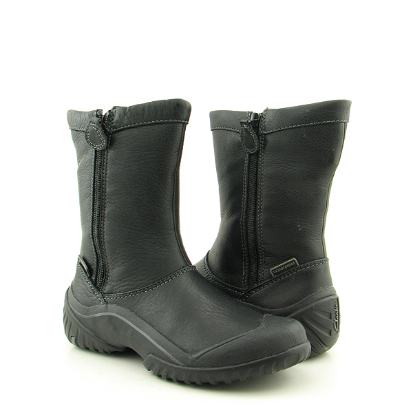 CLARKS Bold Rock Boots Black