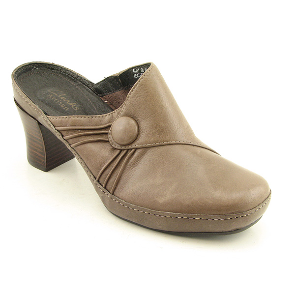 CLARKS Massena Clogs Brown