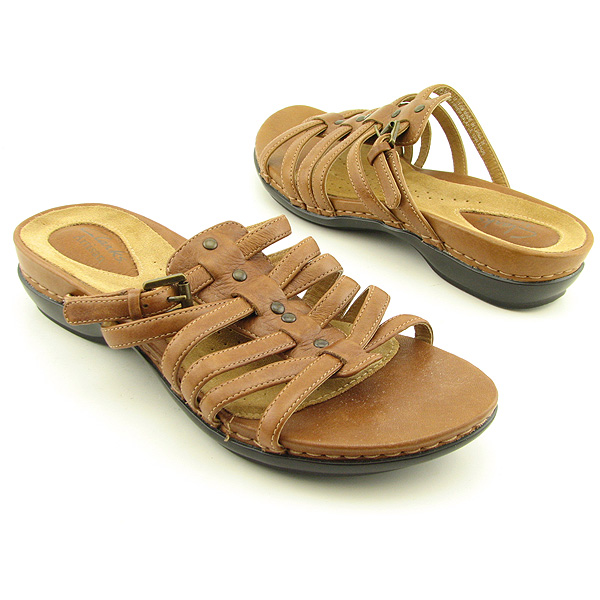 CLARKS Lakeport Slides Brown