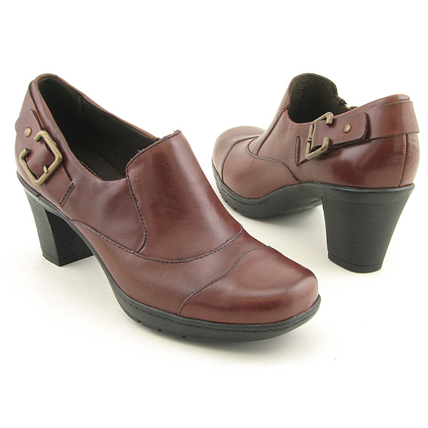 CLARKS Mirabelle Theater Pumps Brown