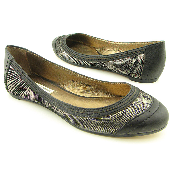 CYNTHIA VINCENT Sawyer Flats Black