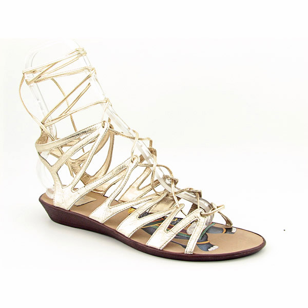 DOLCE VITA Day Shoes Gold