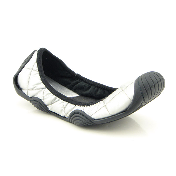 DR SCHOLLS Socko Ballet Flats Silver