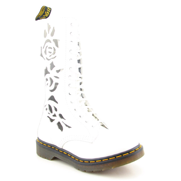 DR MARTENS Rosie Boots White