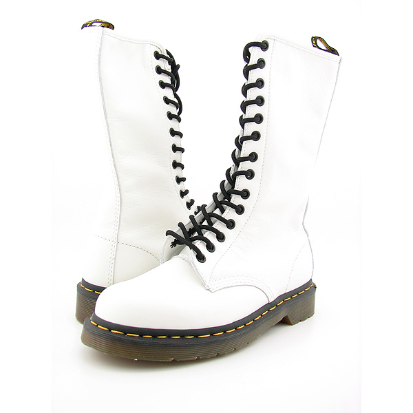 DR MARTENS 1B99 Boots White