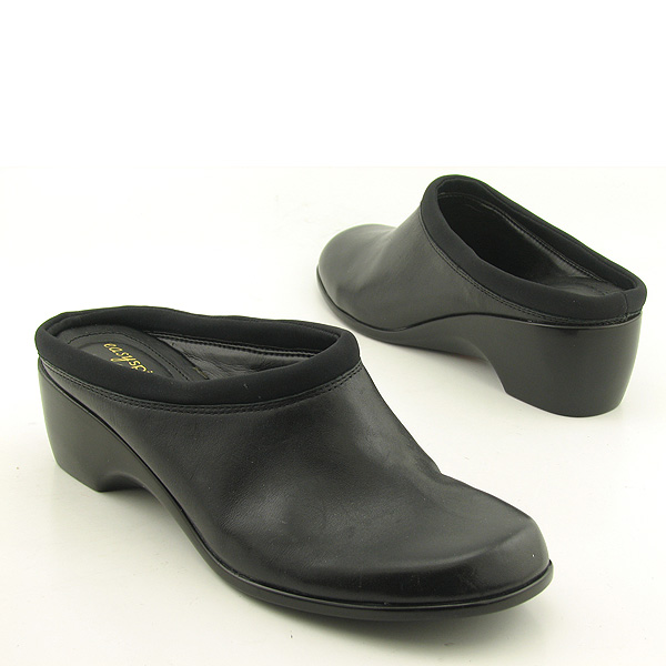 EASY SPIRIT Ontime Clogs Black