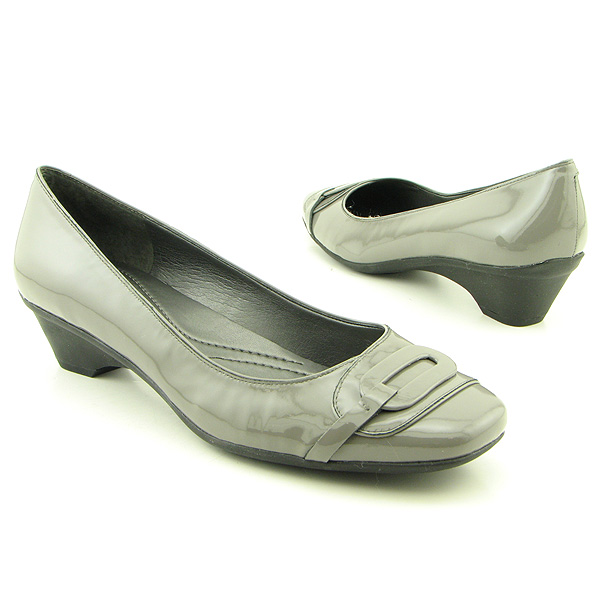 EASY SPIRIT Heloise Pumps Gray