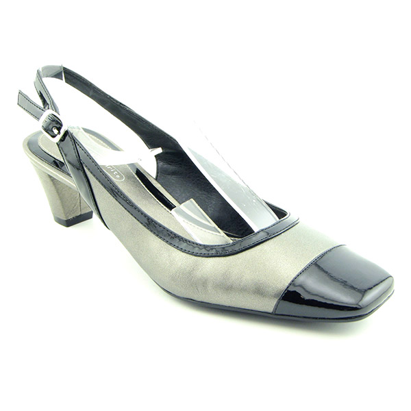 EASY SPIRIT Quartzite Narrow Strappy Shoes Gray