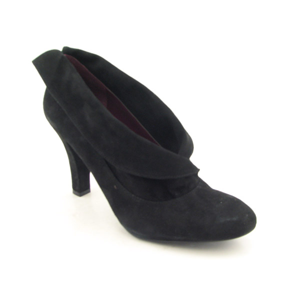 ENZO ANGIOLINI Roman Booties Boots Black