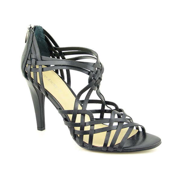 ENZO ANGIOLINI Beatrixx Heels Black
