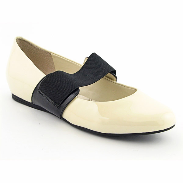 ENZO ANGIOLINI Lucite Flats Mary Janes Shoes White